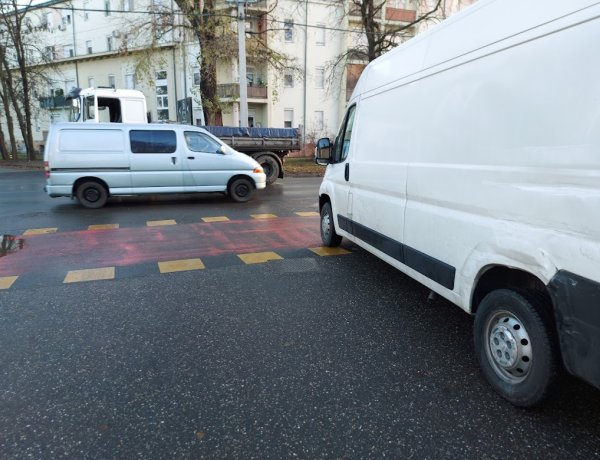 Jelentős anyagi kárral járó baleset történt a Kállói úton