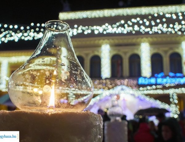 Vasárnap meggyújtják a második gyertyát is Nyíregyháza adventi koszorúján