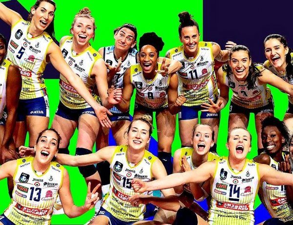 Mintha fociban a Real Madrid, a Chelsea vagy a PSG jönne - Világsztárok röplabdáznak Nyíregyházán