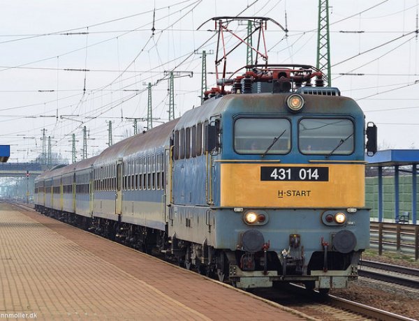 Mávinform: a munkanap-áthelyezés miatt változik a vonatok közlekedési rendje