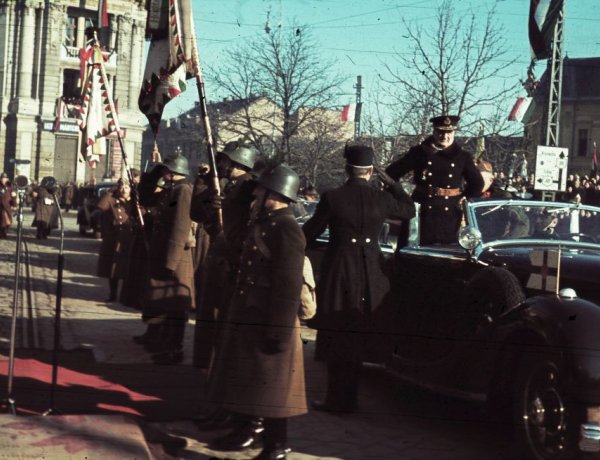 Amiről az utcák mesélnek... - A kormányzó Nyíregyházán 4.