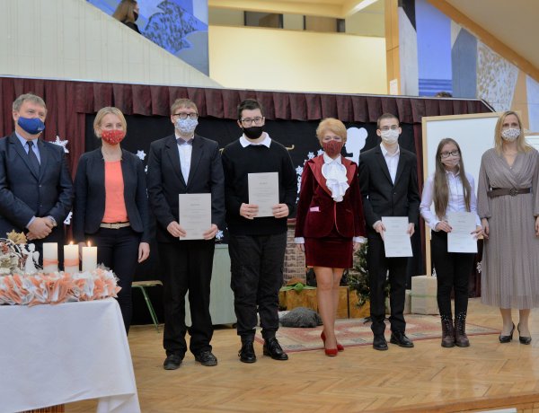 Ösztöndíj a szakmák legjobbjainak