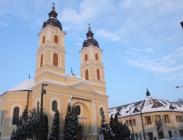 Megújul a székesegyház: állószentek és vértanúk az új harang alatt