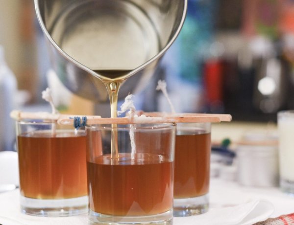 Hasznos fogások gyertya öntéséhez vagy egyedi díszítéséhez