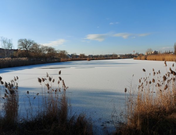 Sportolásra alkalmatlan a városi tavak jege!
