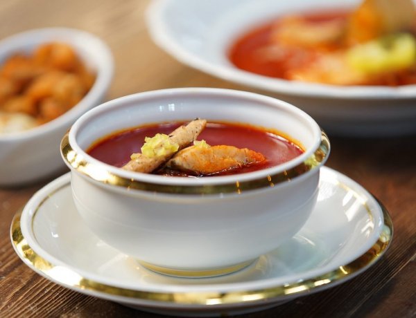 Receptek karácsonyra – Szegedi halászlé, pontytepertő