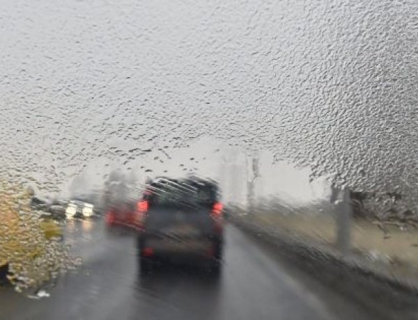 Újabb riasztásokat adtak ki az ónos eső veszélye miatt