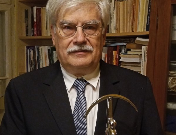 Prímás is a Prima-díjas: rangos elismerésben részesült a Nyíregyházi Egyetem Zenei Intézetének mesteroktatója