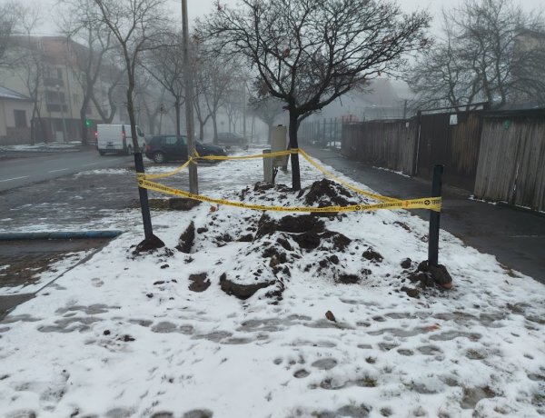 Az erősáramú kábelek helyreállítása jövőre is elhúzódik a Búza utcán