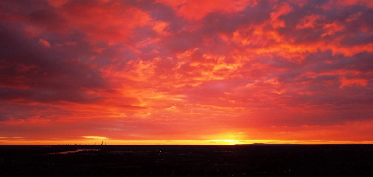 Kora tavaszias idővel zárul a hét