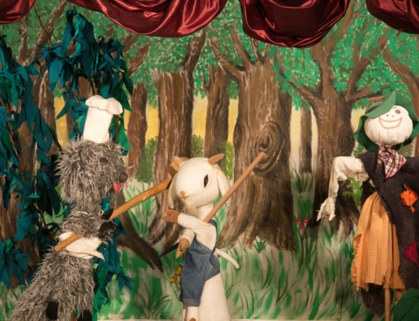 A Burattino Bábszínház januárban is várja a családokat