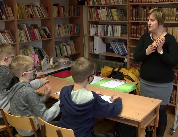 Braille-írás világnapja – Szemléletformáló óra a Jókai Mór Református Általános Iskolában