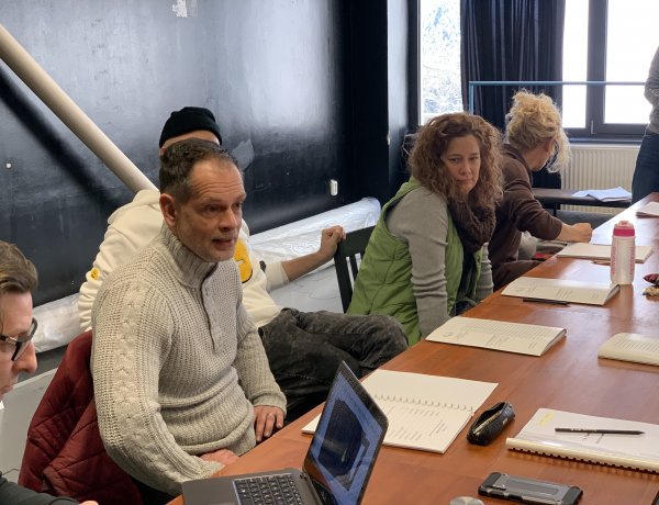 Váratlan vendég – Morális üzenet a Kamarából