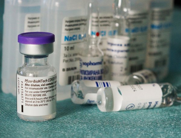 Pfizer: megérkezett az újabb szállítmány az 5-11 éves korosztály számára kifejlesztett vakcinából