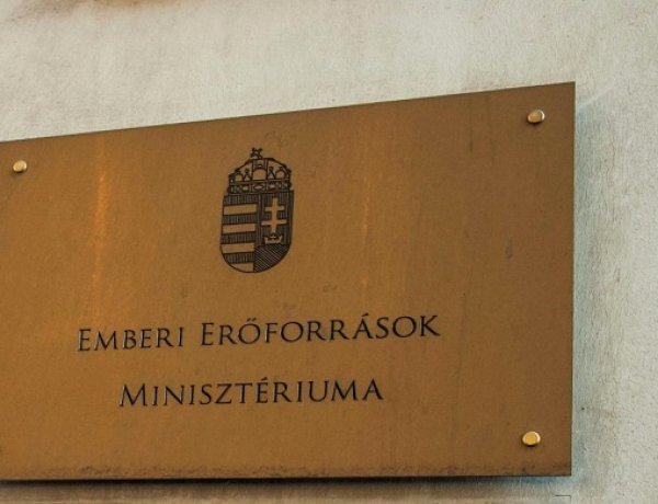 Köszönet és megbecsülés a szociális dolgozóknak