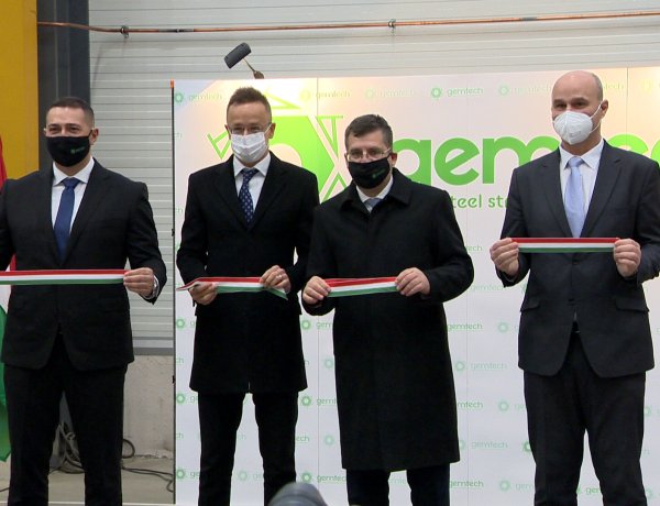 Gazdasági rekordok 2021-ben – Kétmilliárd forintos beruházást adtak át Napkoron