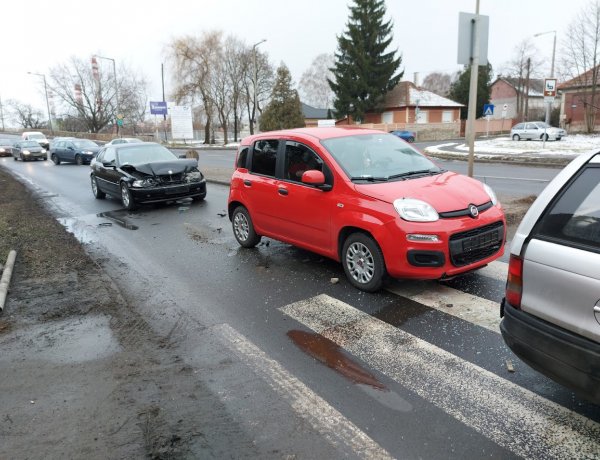 Ráfutásos baleset történt a Bethlen Gábor utca és a Tiszavasvári út találkozásánál