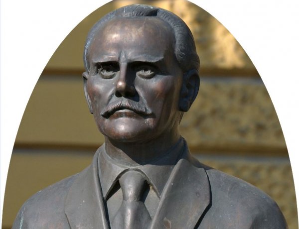 Amiről az utcák mesélnek... - A Kállay-tölgy egyik nemes hajtása