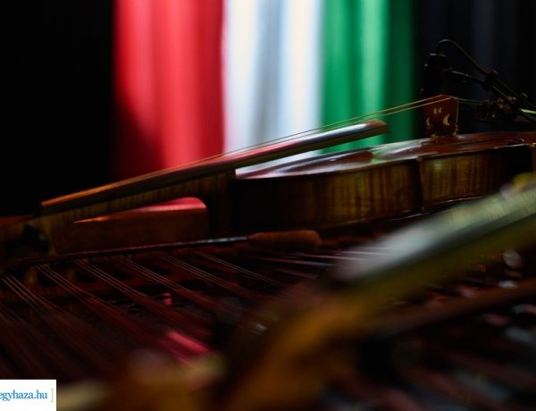 Kitüntetések a magyar kultúra napján – Idén Szepessy Béla kapta a Krúdy Gyula-díjat 