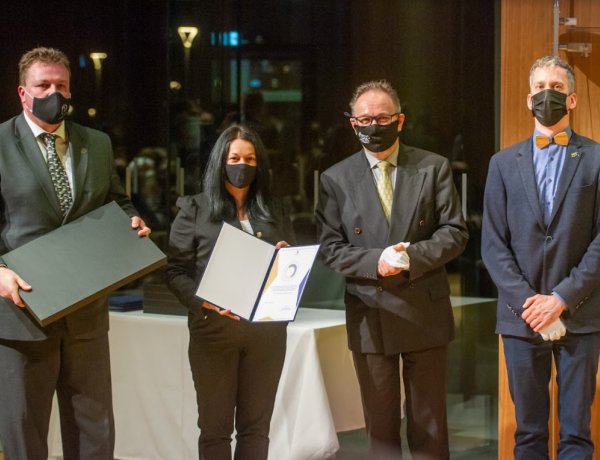 Minősített intézmény lett a Móricz Zsigmond Megyei és Városi Könyvtár 