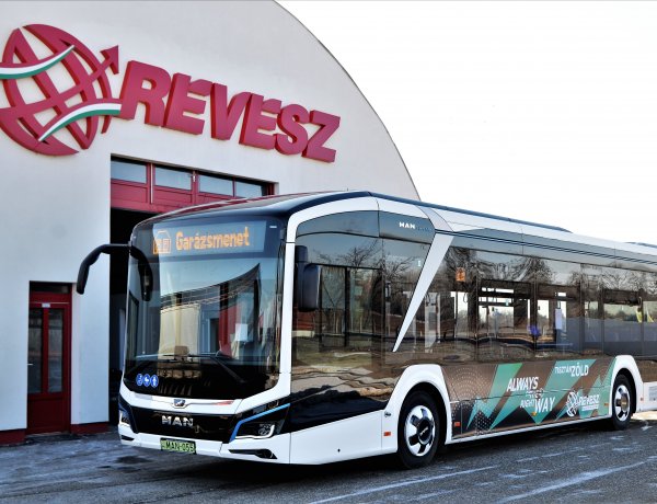 Elektromos mobilitás a Révész Cégcsoportnál