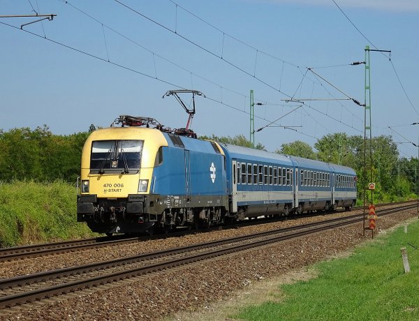 Halálos vonatgázolás – Nyíregyháza és Sóstóhegy között gázolt el egy embert a Latorca InterCity