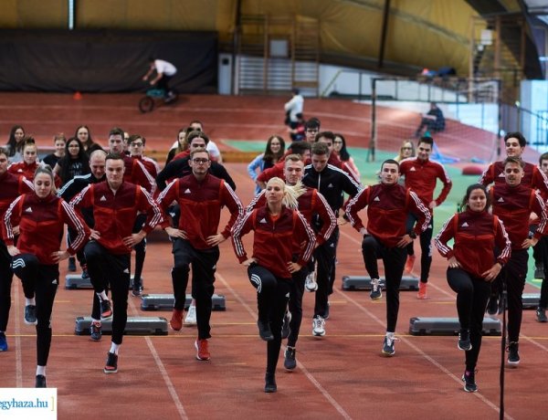 Sportfarsang a Nyíregyházi Egyetemen – Felavatták a felújított atlétikai csarnokot