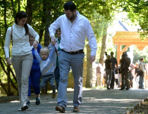 Varga Mihály: mától érkezik a bankszámlára a családi adóvisszatérítés