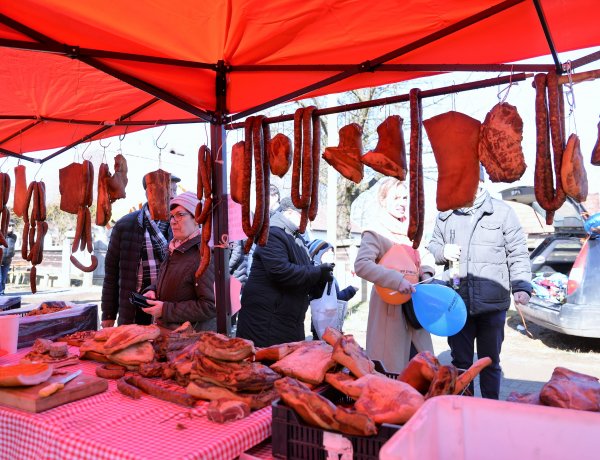 Szombaton újra disznótoros fesztivál a Sóstói Múzeumfaluban – Reggel hatkor nyitják a kapukat