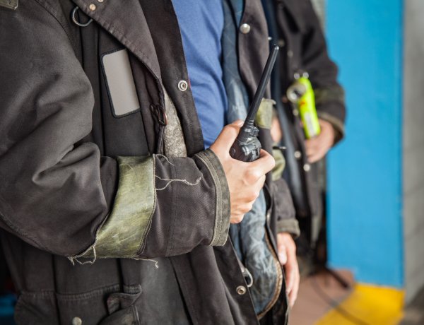 Lesodródott az úttestről és a tetejére borult egy személygépkocsi tegnap hajnalban Nyíregyházánál