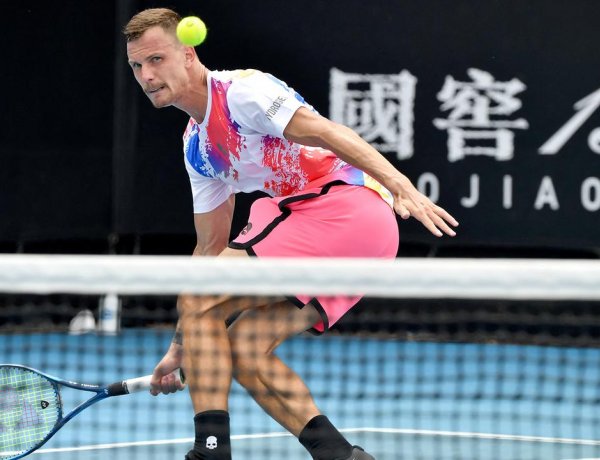 Fucsovics Márton negyeddöntős Dohában!