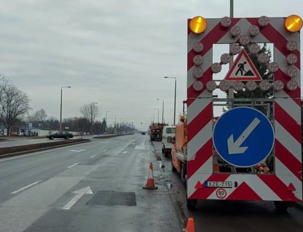 Folyamatosan javítja a kátyúkat a Magyar Közút