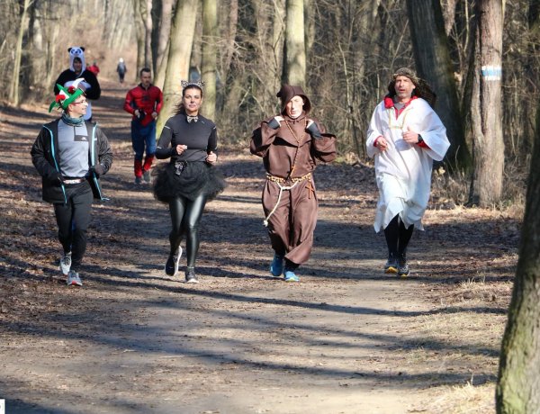A jelmezes futás után Tokajban fut a Mozaik Med csapata, s már nagy erőkkel készülnek a II. Nyíregyházi Futófesztiválra