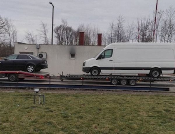 A szabolcsi rendőrök újabb balesetveszélyes járműszerelvényt szűrtek ki a forgalomból