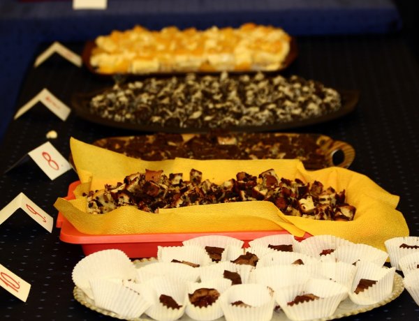 „Jaj de jó a habos sütemény..." - sütisütő verseny Oroson 