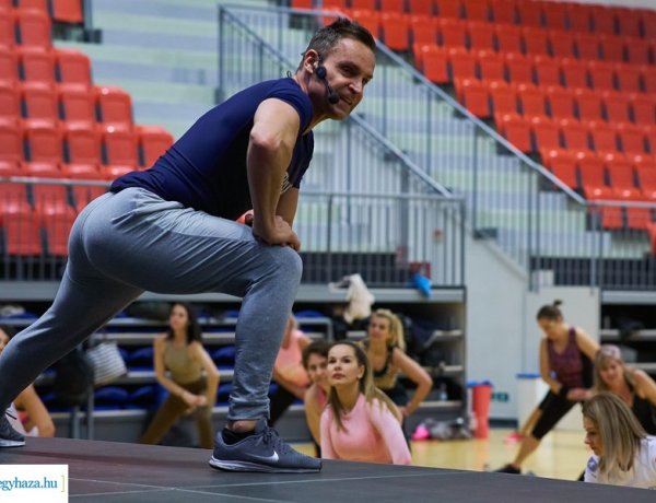 Fitt Kedd - Katus Attila újra megmozgatta a nyíregyháziakat