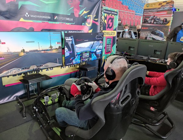 Minden ami E-Sport - Benépesült az Aréna küzdőtere