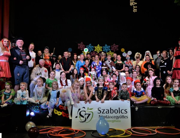 Maskarás táncfarsang a Kölyökvárban!