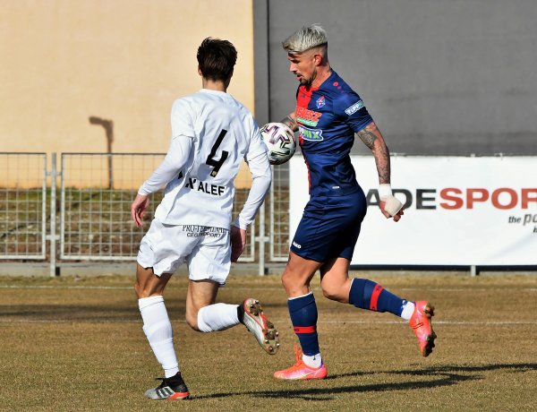 Vereség a Soroksártól - Hat gólt hozott a Szpari meccse