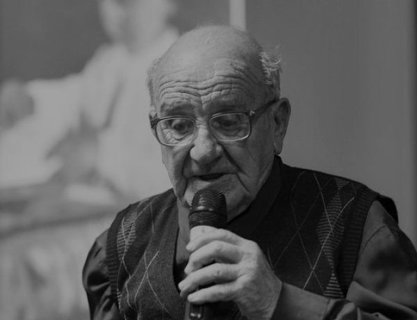 Tévés személyiségtől búcsúzunk: elhunyt L. Tóth László, életműdíjjal is elismert népművelő, rádiós, konferanszié