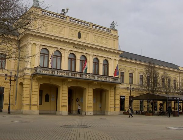 Megalakult a Humanitárius Csoport – A nyíregyházi önkormányzat is segíti a menekülteket