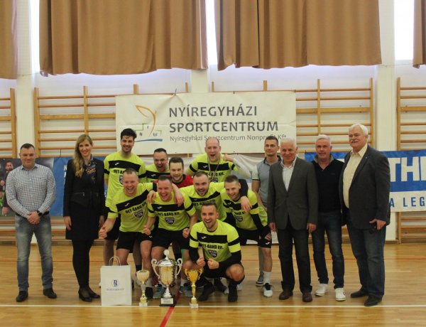 A Het-Band nyerte a Szuperdöntőt 