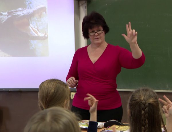 Francia kitüntetés – Az Apáczai iskola tanára kapta a Napóleon által alapított díjat