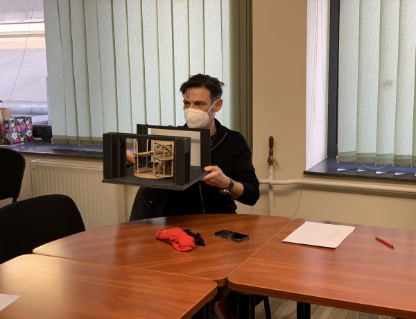 Elfogadták az Augusztus Oklahomában című nagyszínpadi előadás jelmezterveit