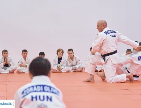 Világbajnoki szőnyegen tréningezhetnek 