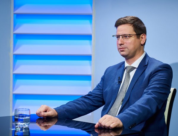 Miniszteri interjú: Gulyás Gergely szerint Nyíregyházáé az egyik legnagyobb fejlődés, ami folytatódhat