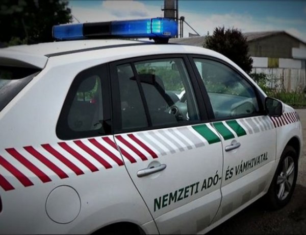 50 millió forintot értek a hamis elemek és játékok 