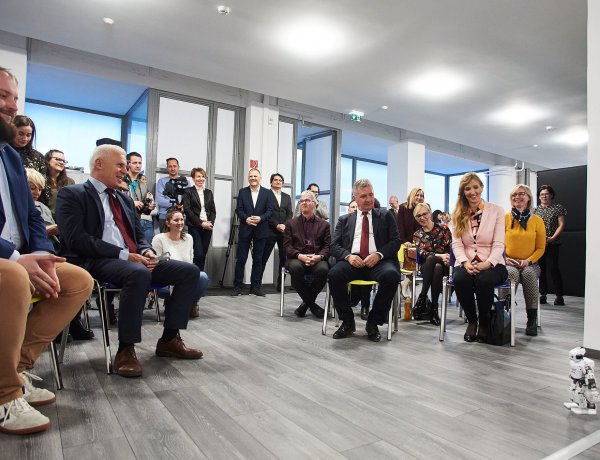 Elsőként Nyíregyházán – Megnyílt a Digitális Tudásközpont