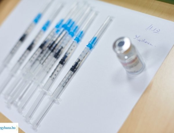 Márciusban is minden csütörtökön, pénteken és szombaton oltási akció