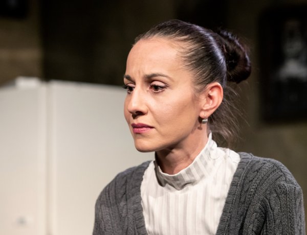 A vak asszonytól a jótékonykodásig 